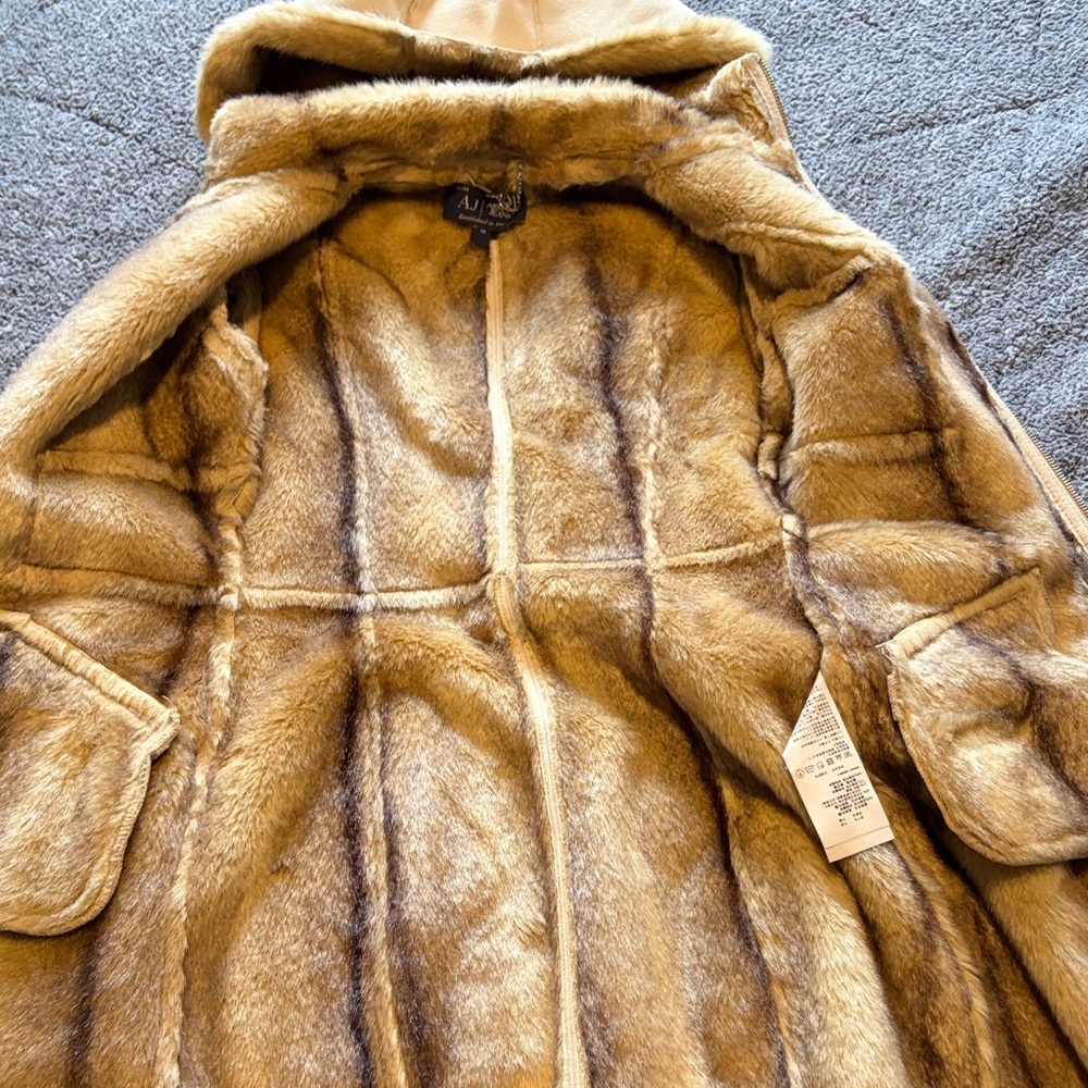 Armani Jeans Beige Hooded Ski Jacket - Picture 3 of 5